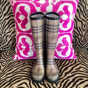 BURBERRY Rainboots Classic Tan Nova Check